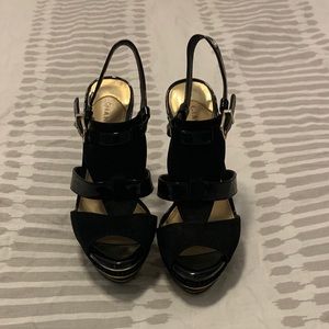Gianni Bini Black and Gold Heels